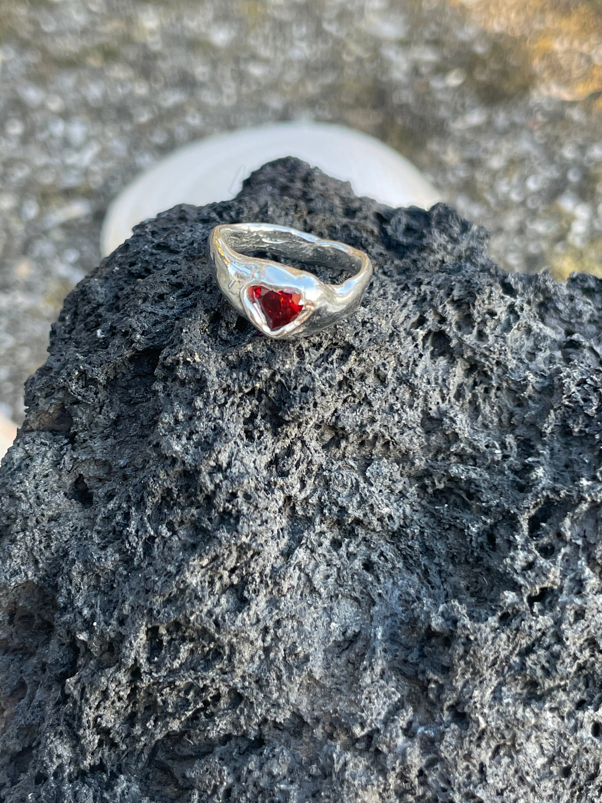 tiny heart signet ring louën jewelry