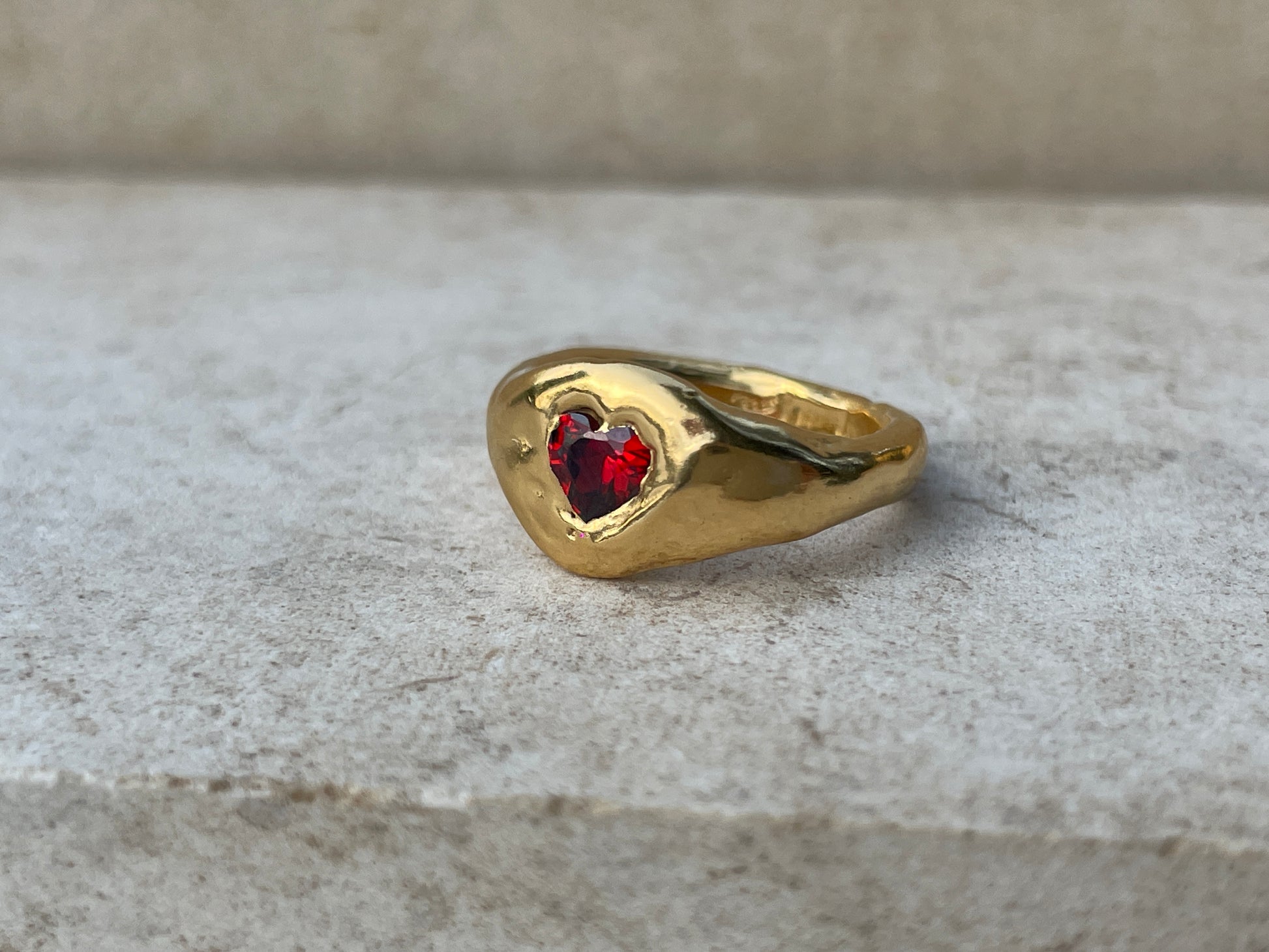 tiny heart signet ring louën jewelry