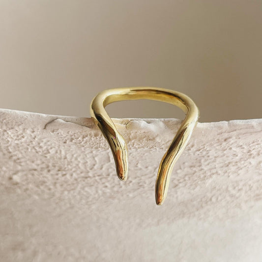 Anemone Stitch Short Thorns open Stacking Ring