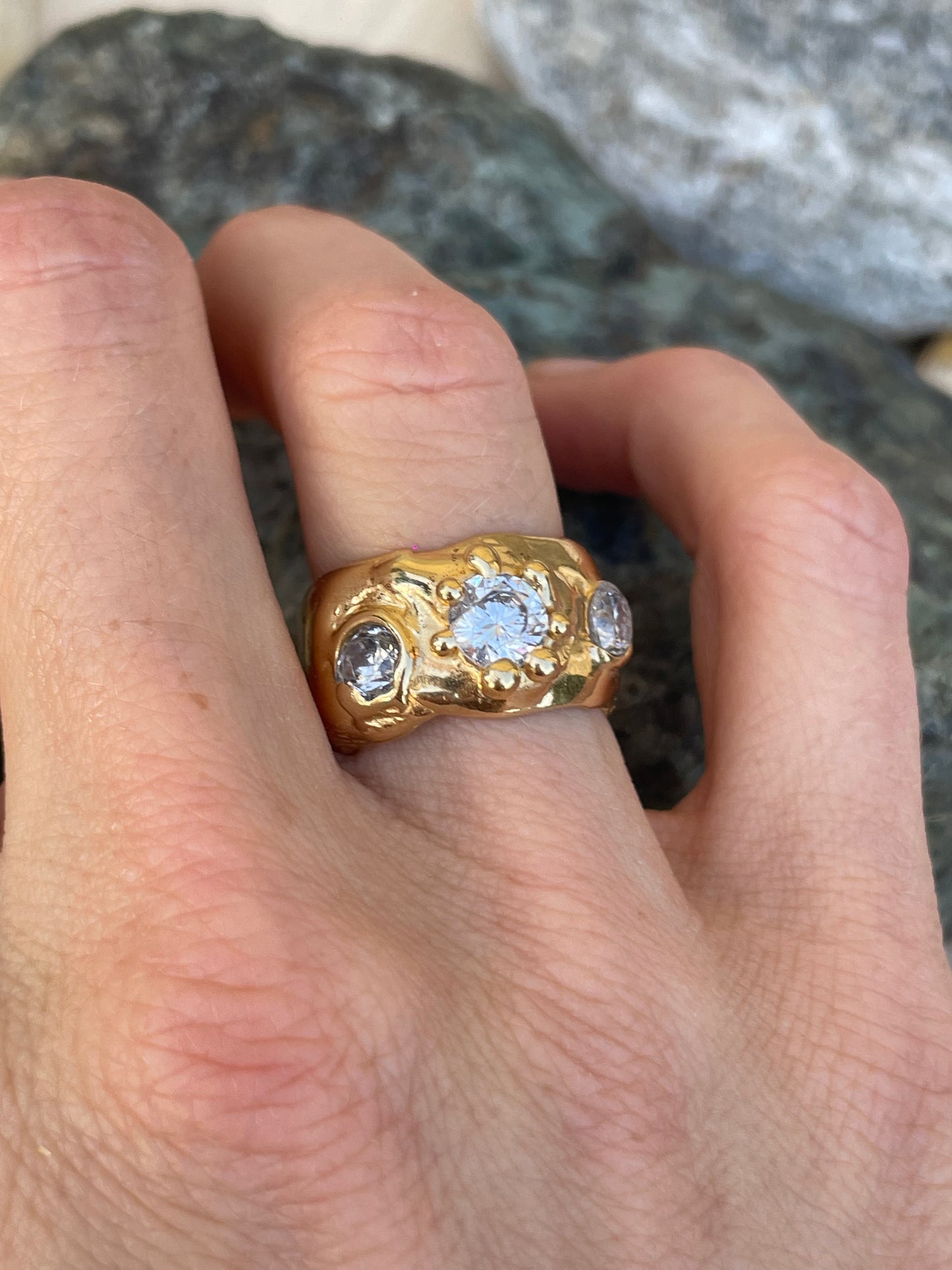 3 Stars on Beach broad band ring