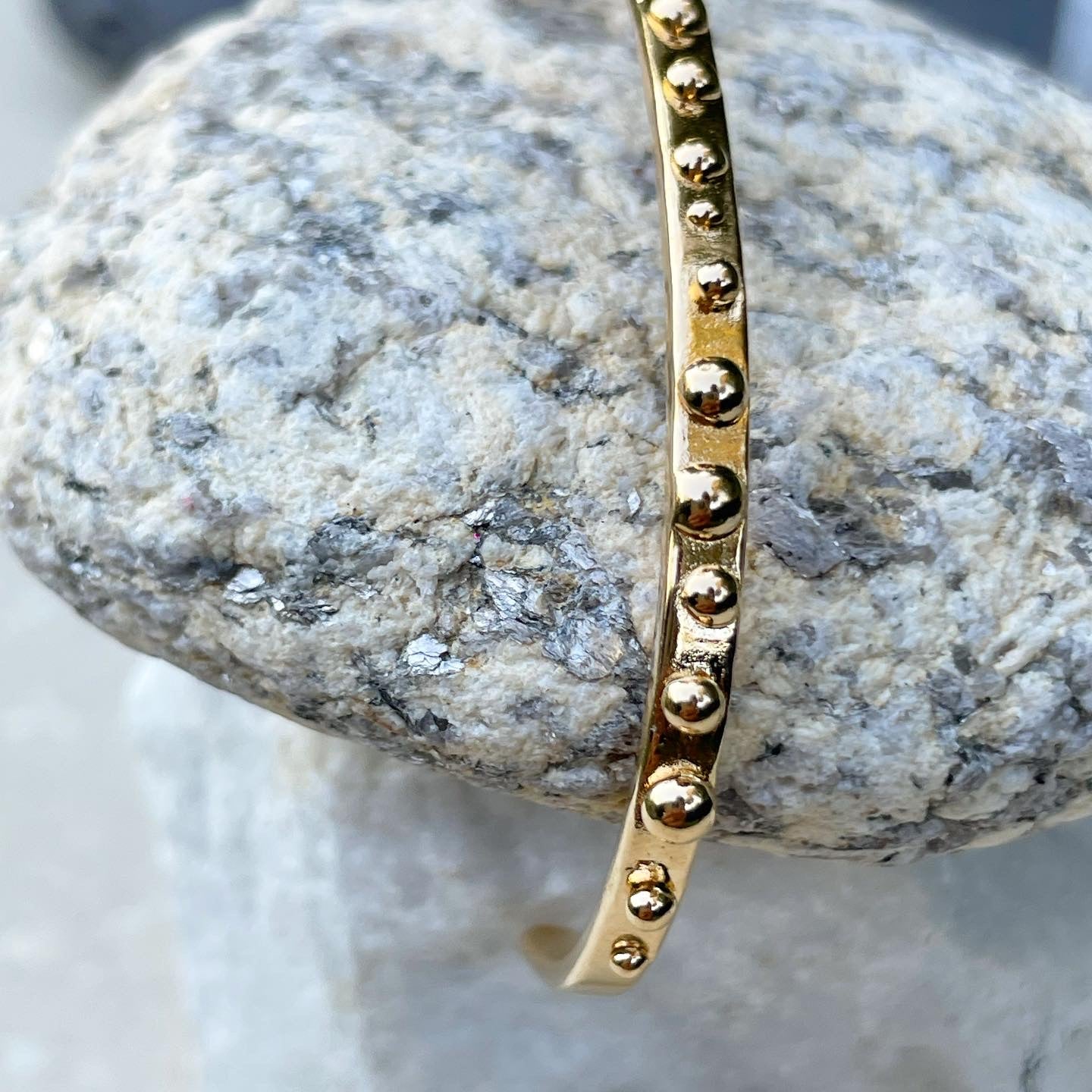 Light Raindrop Arm Cuff