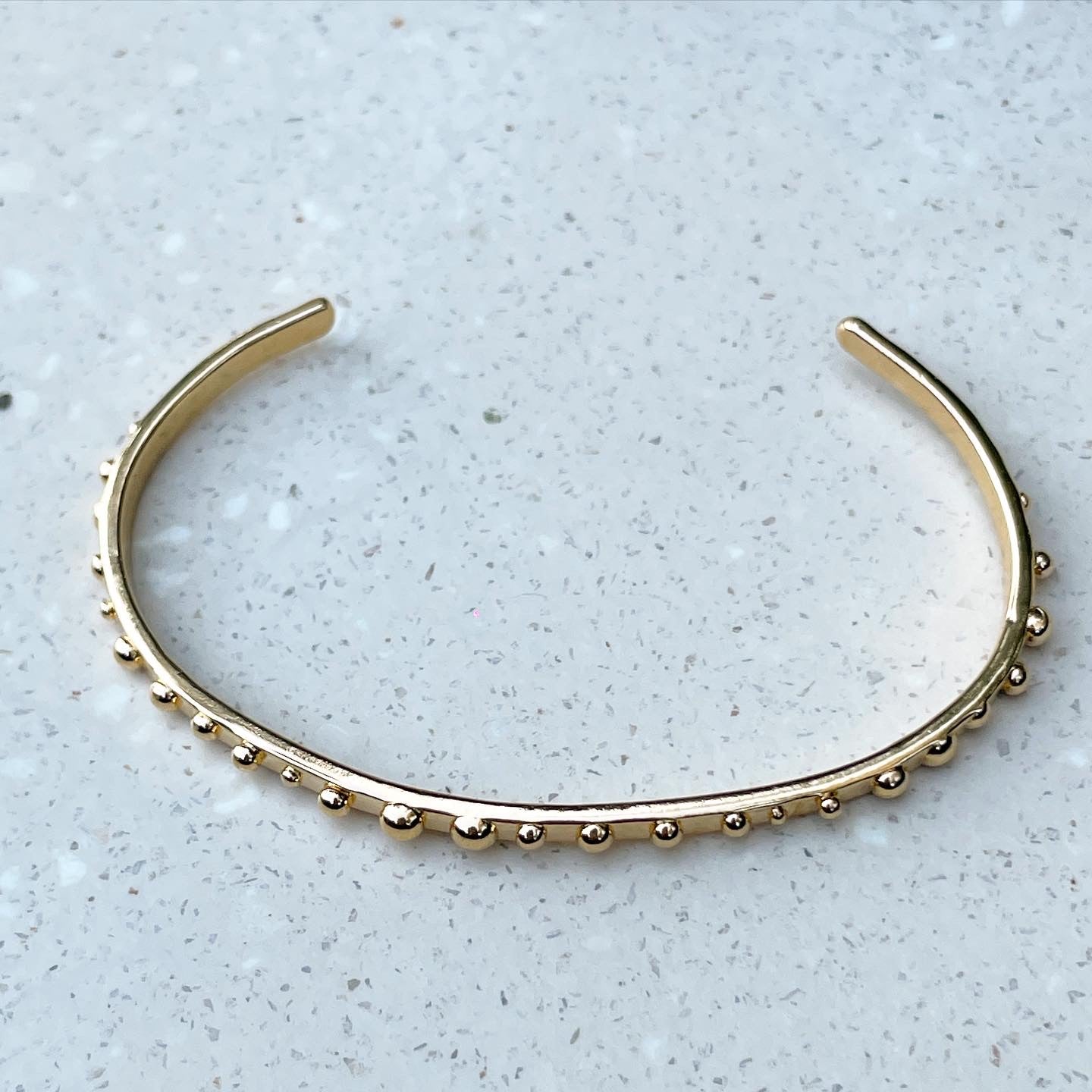 Light Raindrop Arm Cuff