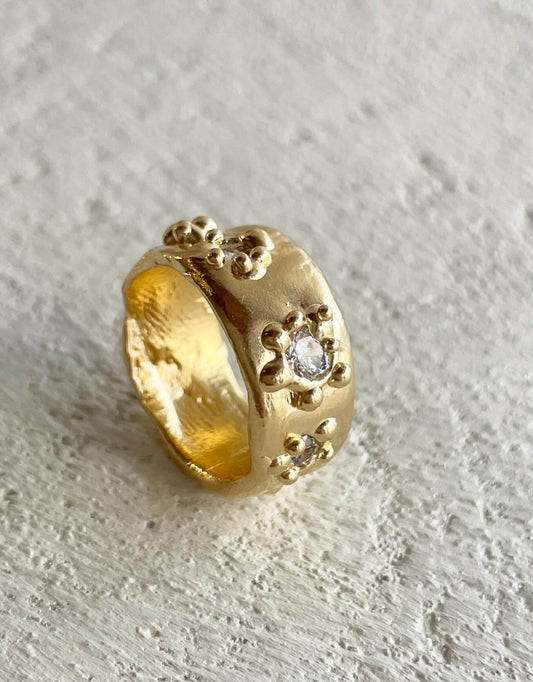 3 Stars on Beach broad band ring