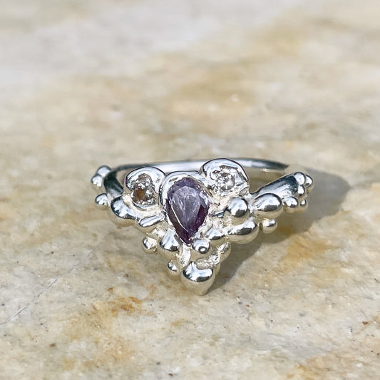 Encrusted Crown Bubbles V-Shaped Ring
